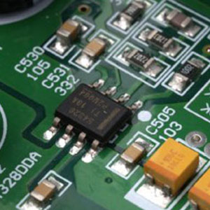 深圳三星貼片電容代理商：電腦主板上貼片電容大小怎么看？